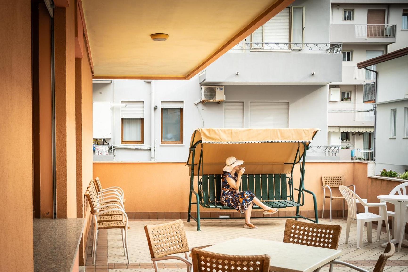 Easy Hotel Meryon Sottomarina Bagian luar foto