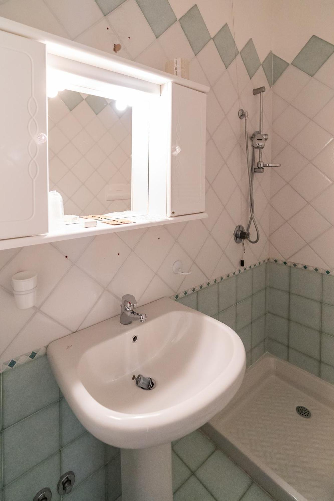 Easy Hotel Meryon Sottomarina Ruang foto